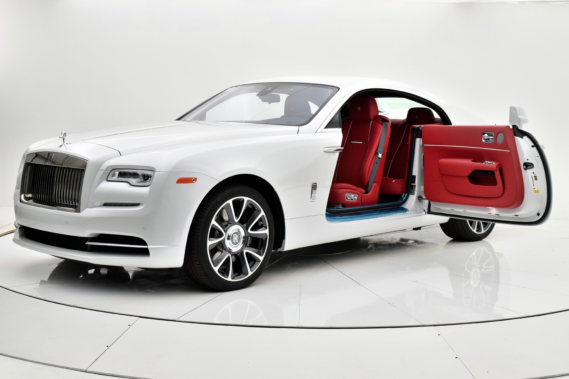 2017 Rolls Royce Wraith exotic car rental